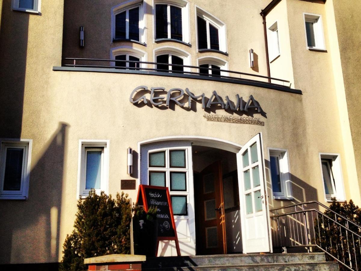 Germania Hotel Am Schlosspark Meyenburg  Eksteriør bilde